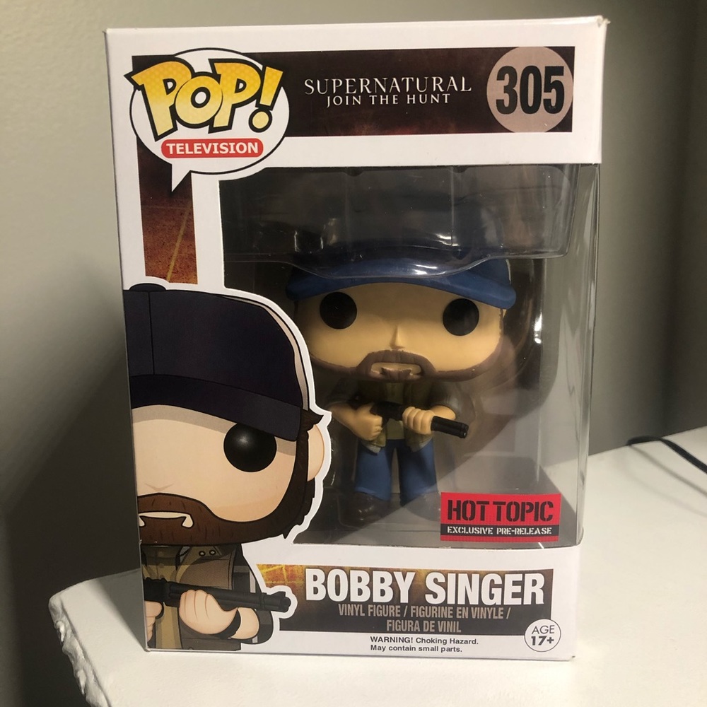 VERY RARE*NEW Bobby Singer supernatural funko pop